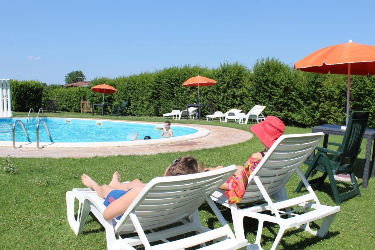 Hotel Villaggio Le Stelline มอนเตฟัลโก ภายนอก รูปภาพ